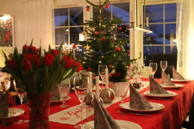 309351_10151107882301116_1749884951_n