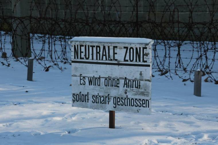 Brännvidd 76.0 mm Slutartid 1/250 Bländare f/8.0 ISO 100