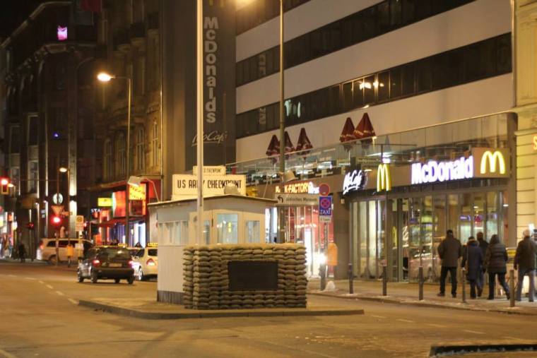 Brännvidd 50.0 mm Slutartid 1/60 Bländare f/2.0 ISO 1250